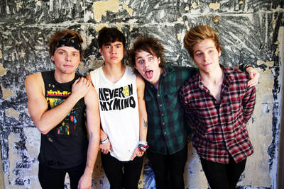 5 Seconds Of Summer T-shirt