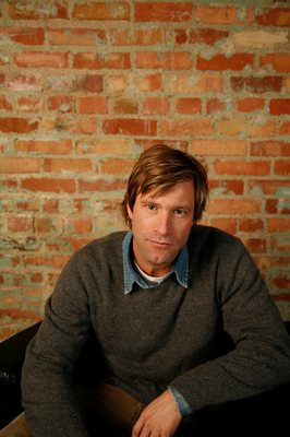 Aaron Eckhart Mouse Pad 2208184
