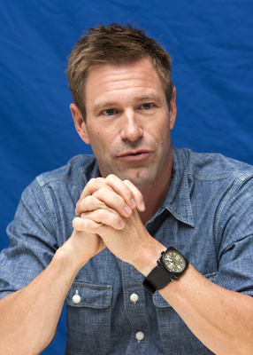 Aaron Eckhart Mouse Pad 2249610