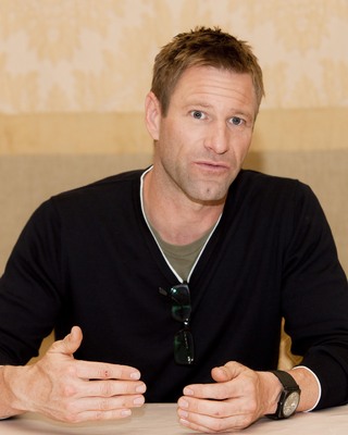 Aaron Eckhart Mouse Pad 2249638
