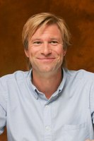 Aaron Eckhart mug #G615780