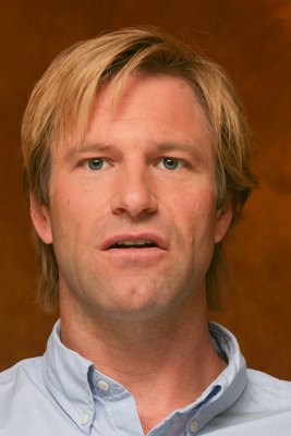 Aaron Eckhart Mouse Pad 2279626