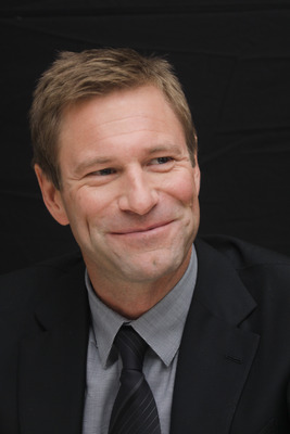 Aaron Eckhart Mouse Pad 2356259