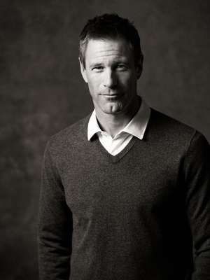 Aaron Eckhart Mouse Pad 3875644