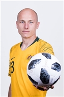 Aaron Mooy Longsleeve T-shirt #3333259