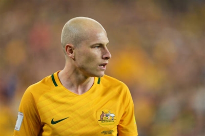 Aaron Mooy Poster 3333302