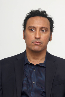 Aasif Mandvi mug