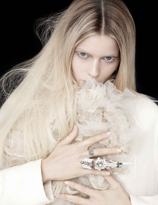 Abbey Lee Kershaw Poster 2479267