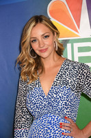 Abby Elliott t-shirt #3843987