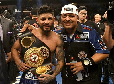 Abner Mares Poster 3595565