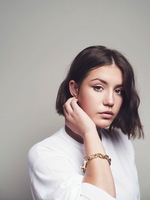 Adele Exarchopoulos Longsleeve T-shirt #3662115