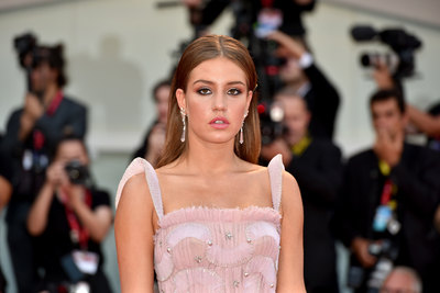 Adele Exarchopoulos stickers 3842291