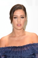 Adele Exarchopoulos Longsleeve T-shirt #3935667