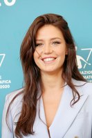 Adele Exarchopoulos t-shirt #3955374
