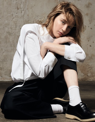 Adele Haenel And Adele Exarchopoulos hoodie