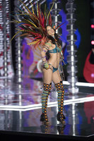 Adriana Lima longsleeve t-shirt #2863373