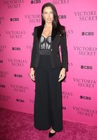 Adriana Lima longsleeve t-shirt #2912736