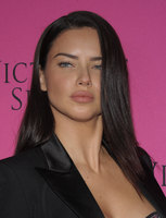 Adriana Lima longsleeve t-shirt #2912872