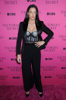 Adriana Lima longsleeve t-shirt #2912895