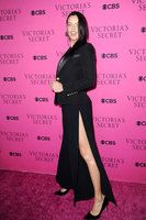 Adriana Lima longsleeve t-shirt #2912916