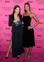 Adriana Lima longsleeve t-shirt #2912922