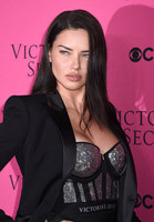 Adriana Lima longsleeve t-shirt #2912957