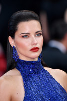 Adriana Lima mug #G2460391