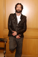 Adrien Brody Sweatshirt #2235404