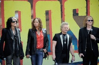 Aerosmith Longsleeve T-shirt #2662228