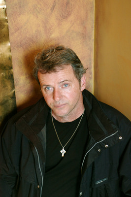 Aidan Quinn stickers 2317377