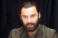 Aidan Turner Sweatshirt #2613823