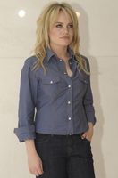 Aimee Anne Duffy Longsleeve T-shirt #2020057