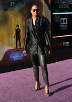 Aisha Tyler Sweatshirt #3223875