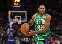 Al Horford Longsleeve T-shirt #3406552