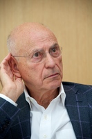 Alan Arkin t-shirt #2221247