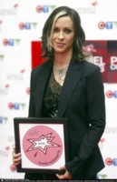 Alanis Morissette Longsleeve T-shirt #1358376