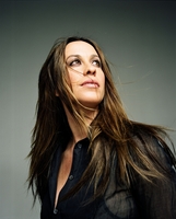 Alanis Morissette Longsleeve T-shirt #3820677
