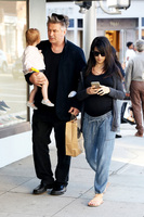 Alec Baldwin Longsleeve T-shirt #2715508