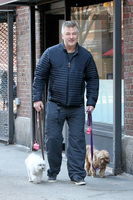 Alec Baldwin Longsleeve T-shirt #2715564
