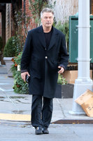 Alec Baldwin Longsleeve T-shirt #2833769