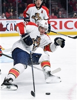 Aleksander Barkov Longsleeve T-shirt #3536417