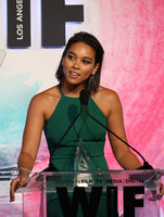 Alexandra Shipp t-shirt #3323303