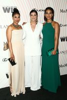 Alexandra Shipp longsleeve t-shirt #3323376