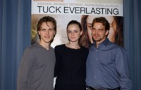 Alexis Bledel Longsleeve T-shirt #1310453