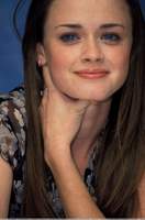 Alexis Bledel Longsleeve T-shirt #2246411