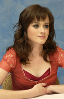 Alexis Bledel Longsleeve T-shirt #2317904