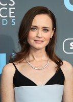 Alexis Bledel Longsleeve T-shirt #3018239