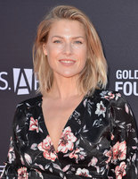 Ali Larter Longsleeve T-shirt #2812805
