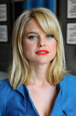Alice Eve Poster 2330902