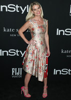 Alice Eve Sweatshirt #3778141